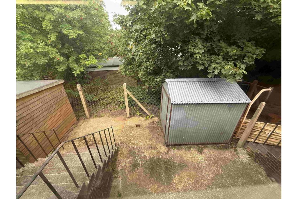 2-14 Brownfields – Industrial Service Units in Welwyn Garden City