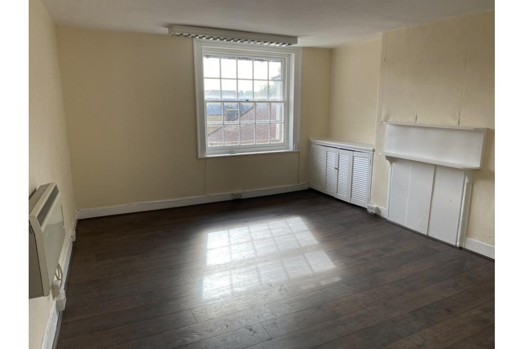 8-10 Chequer Street Office Unit with Retail Accommodation