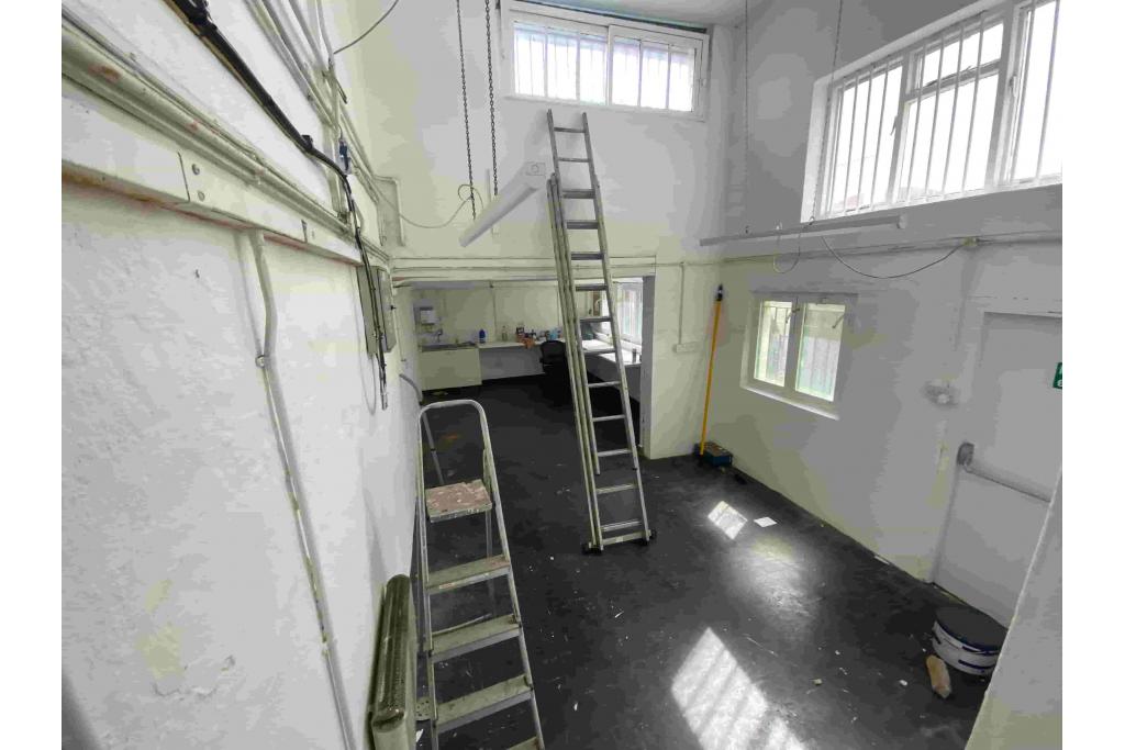 8-10 Chequer Street Office Unit with Retail Accommodation