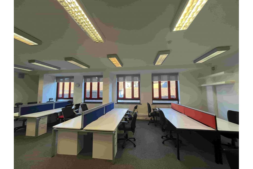 14 Chequer Street Eclipse Court Office Unit with Ground Floor Retail in St Albans City Centre