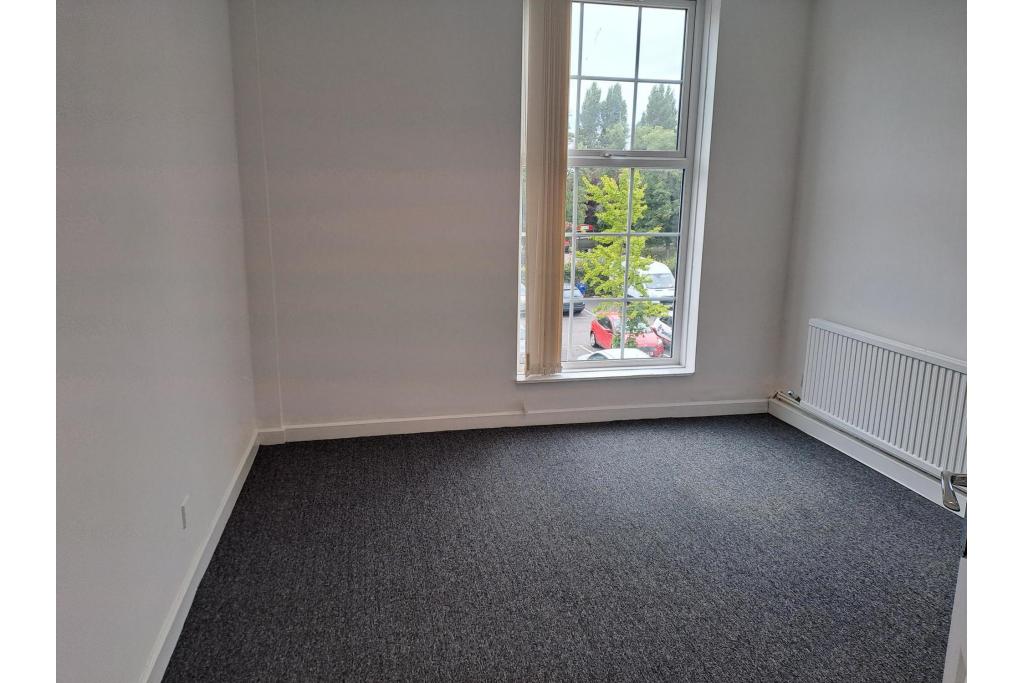 8A Church Road Mixed-Use Office and Retail Unit