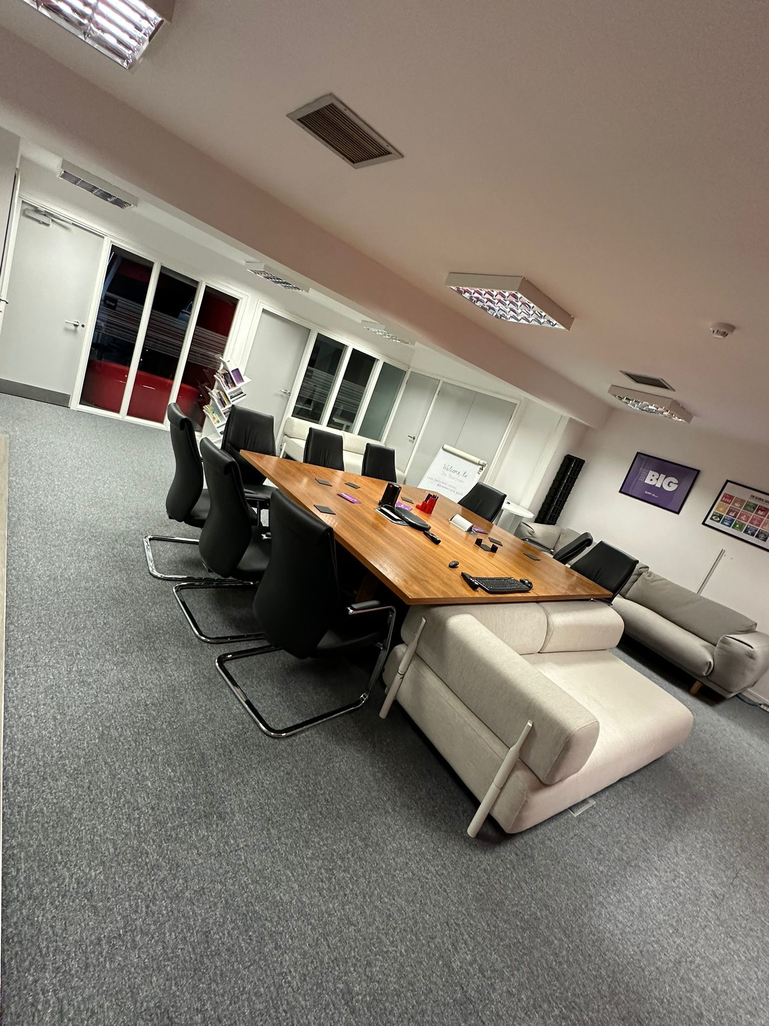 Fiddle Bridge Lane Forum Place Modern Multi-Tenant 3-Star Office Units