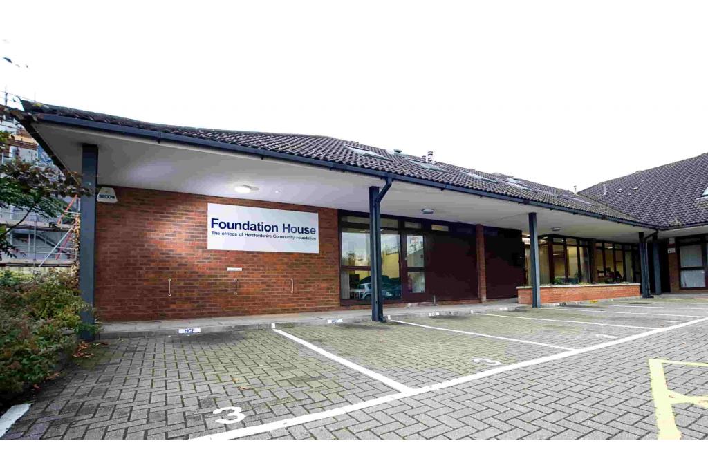 Fiddle Bridge Lane Forum Place Modern Multi-Tenant 3-Star Office Units