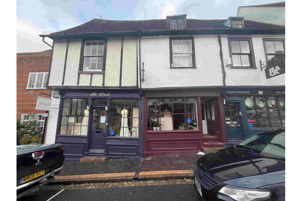 18-19 George Street Retail Space in Prime St Albans Town Centre, Hertfordshire