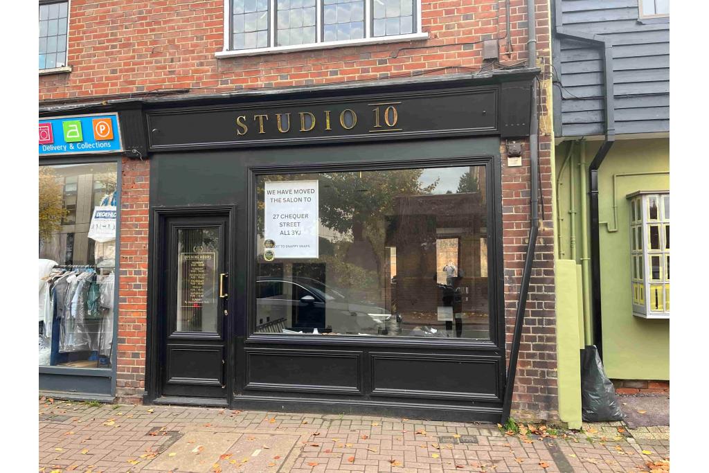 10 Hatfield Road Shopfront Retail/Residential, St Albans, Hertfordshire