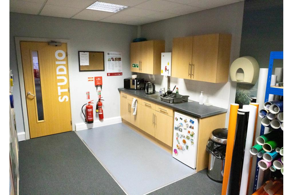 Hearle Way – The IO Business Centre Warehouse Unit, Hatfield, Hertfordshire
