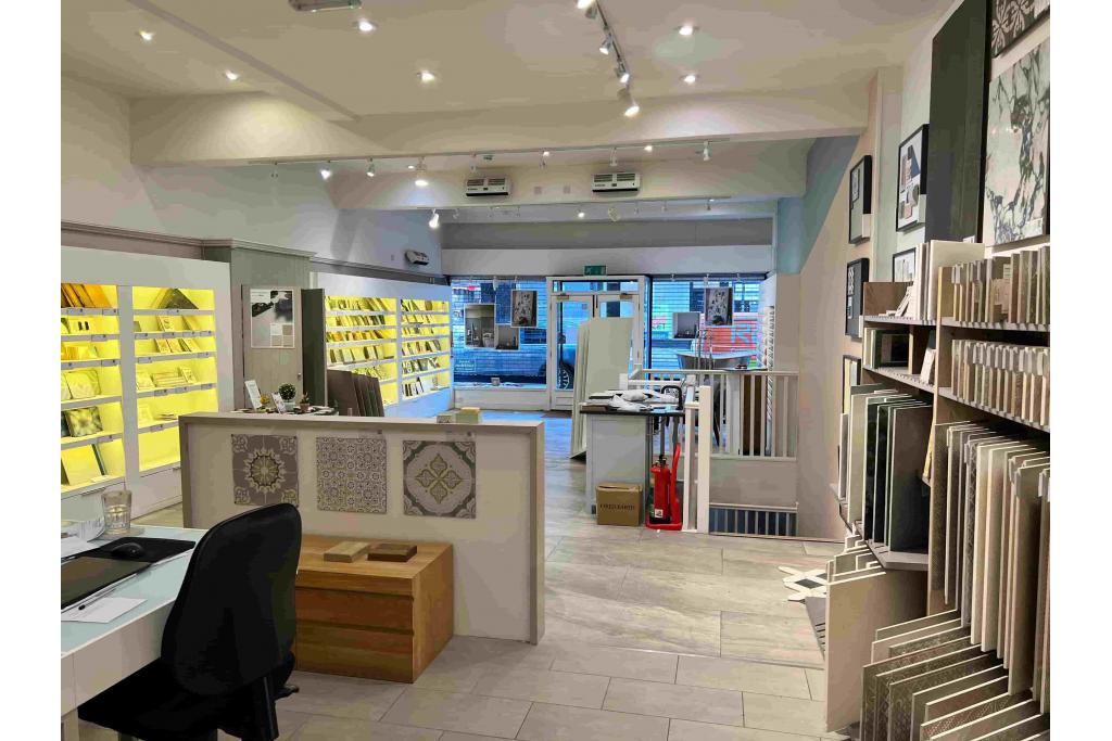 9 High Street Shopfront Retail/Residential, St Albans, Hertfordshire
