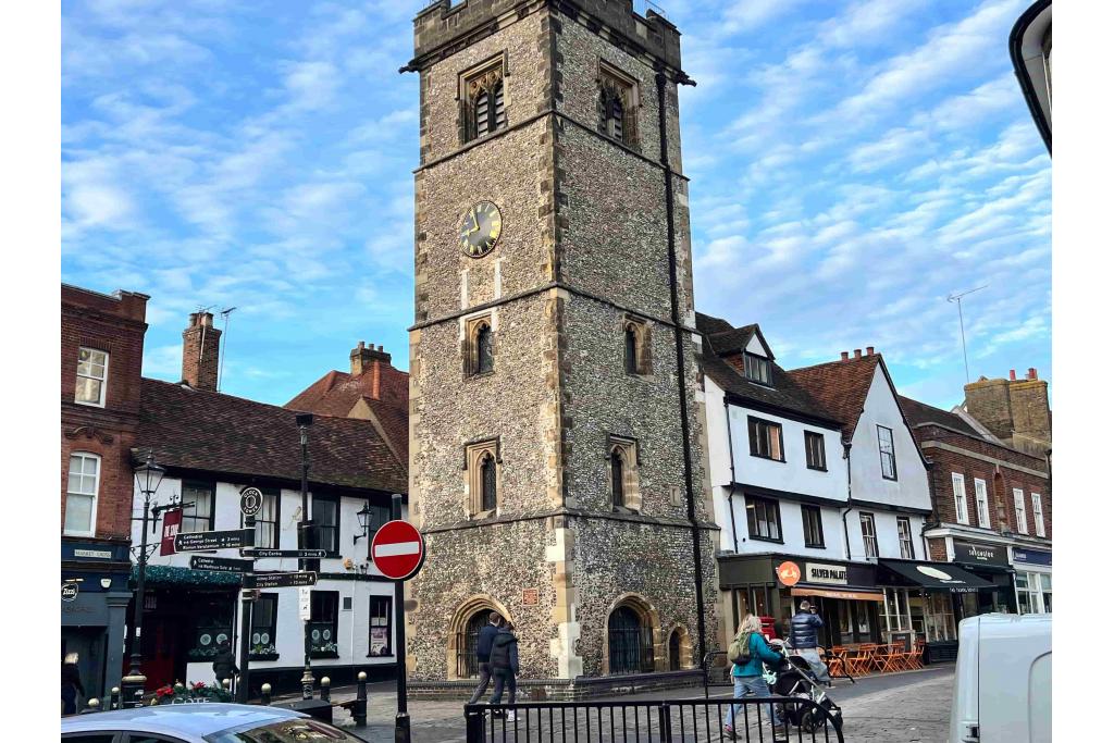 9 High Street Shopfront Retail/Residential, St Albans, Hertfordshire