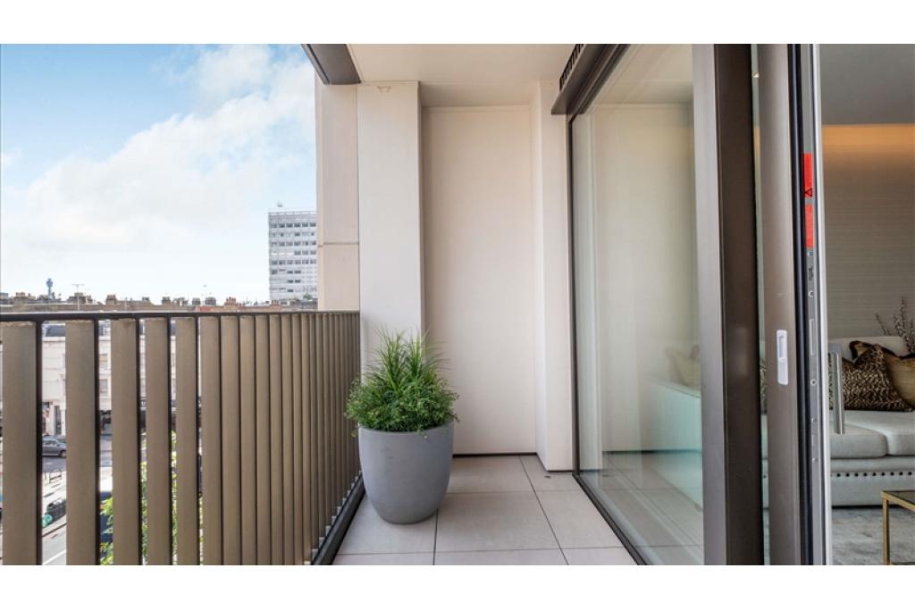Luxury One Bedroom Apartment at 30 Garrett Mansions, Paddington – £995,000