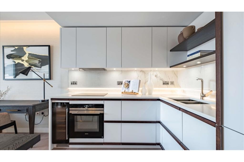 **Luxurious 3-Bed Apartment in Prestigious Garrett Mansions, W2 – Prime Zone 1 Living**