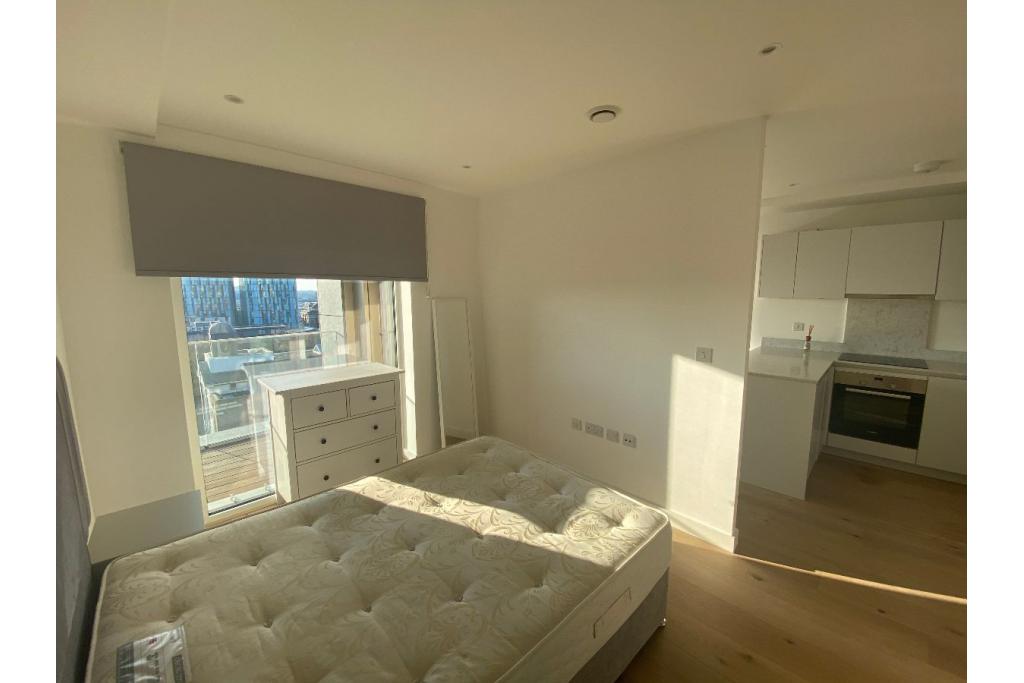 Studio-Style Apartment in Fitzgerald Court, King's Cross Quarter, N1 Price: £745,000