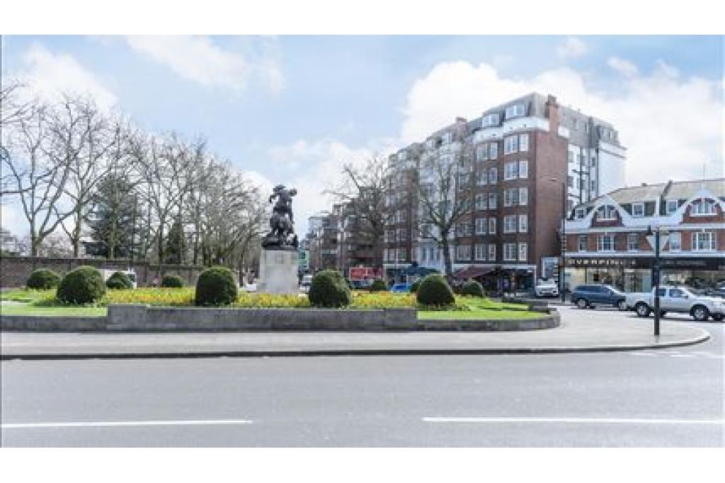 Strathmore Court – Prime Freehold Redevelopment Opportunity in St John’s Wood