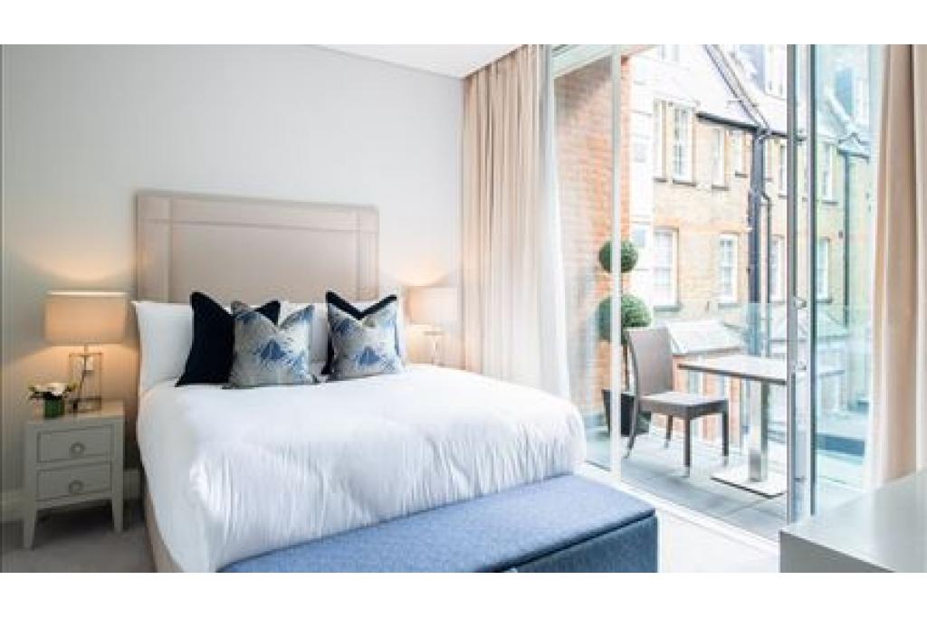 Luxurious Two Bedroom Apartments in Prime Mayfair – 62 Green Street