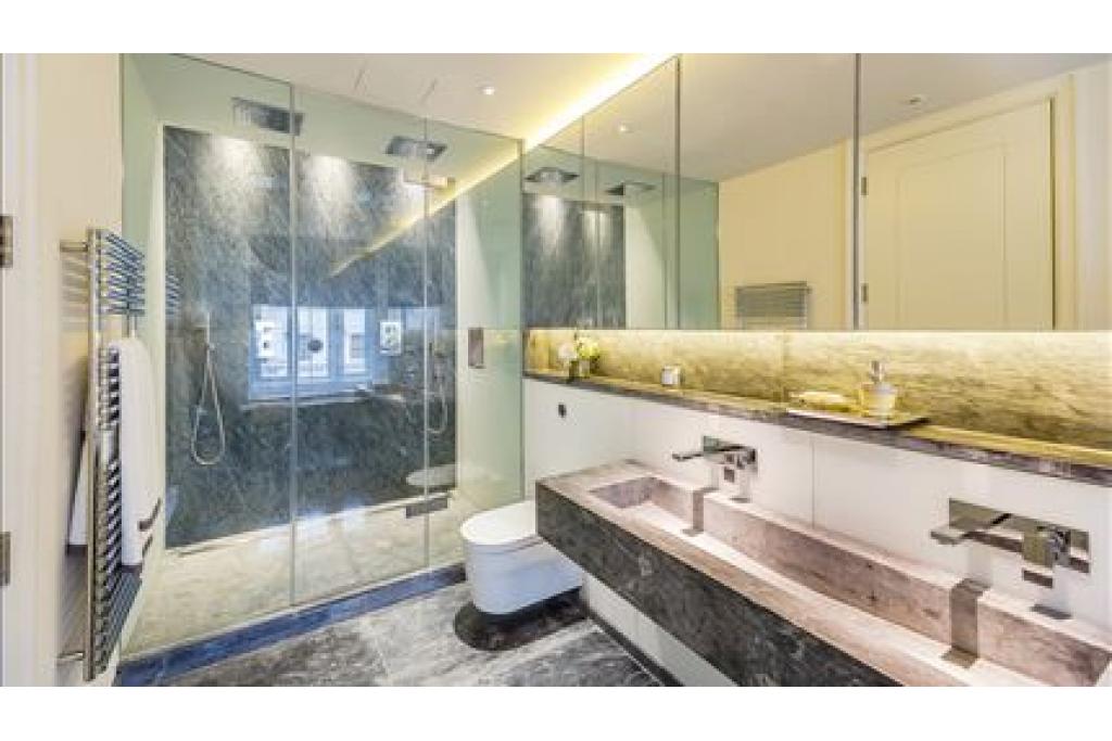 Luxurious Two Bedroom Apartments in Prime Mayfair – 62 Green Street