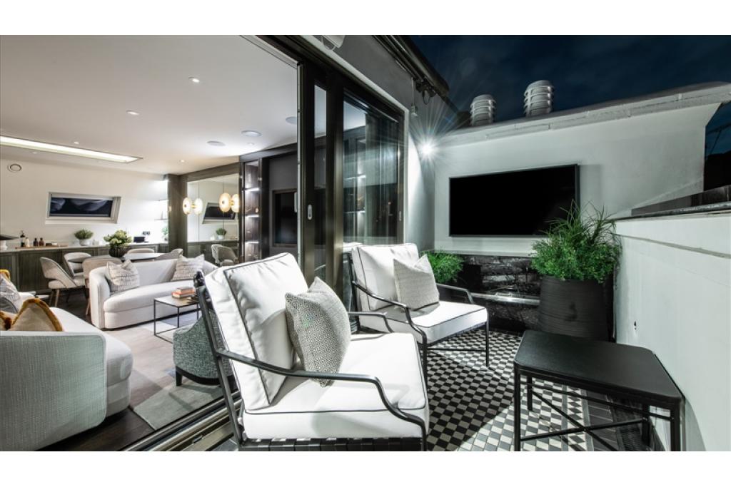 Refined Luxury Living in Kensington – Prince of Wales Terrace**