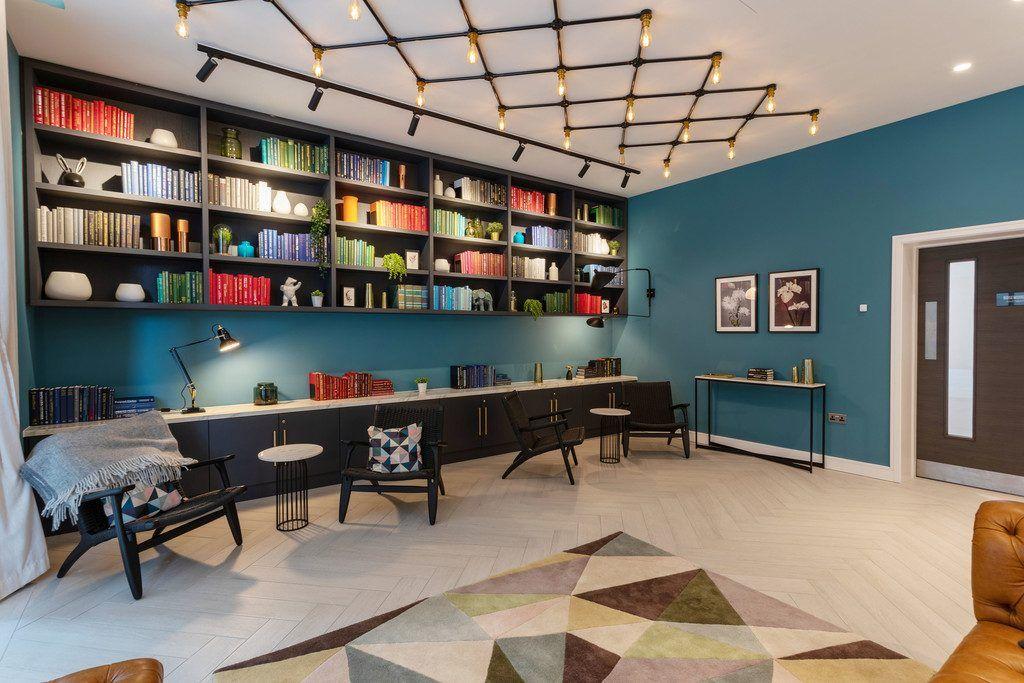 Stylish Two-Bedroom Apartment at Rosewood, Shoreditch Exchange, E2