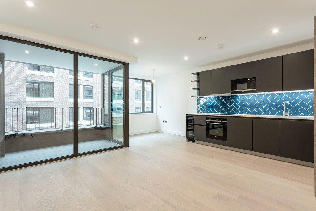 Stylish Two-Bedroom Apartment at Rosewood, Shoreditch Exchange, E2
