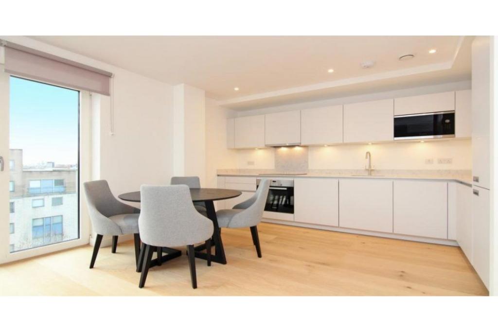 Elegant One-Bedroom Apartment in the Coveted Kings Cross Quarter