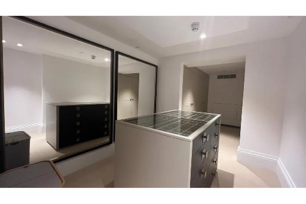 Exceptional Three-Bedroom Residence in the Heart of Chelsea – Sloane Building, SW10