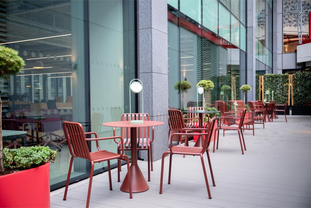 Contemporary Canalside Office Space in Prime Paddington – 3 Sheldon Square, W2