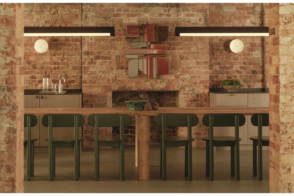 Boutique Office Space Merging Edwardian Charm at 16 Blossom Street
