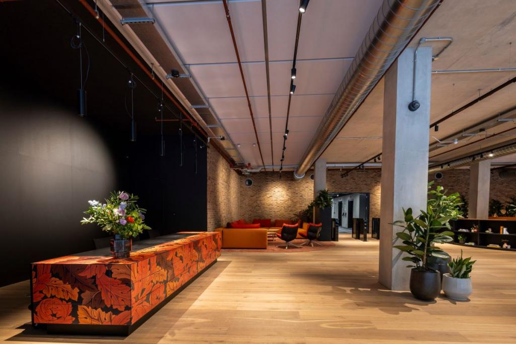 Penthouse Workspace with Historic Charm and City Views – Blossom Yard