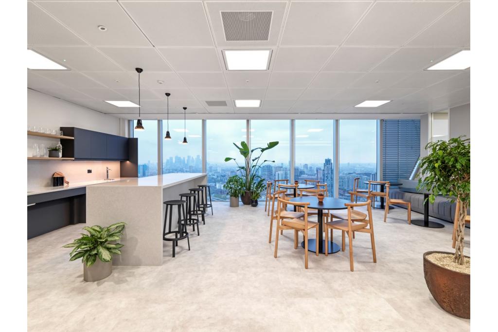 Iconic Skyscraper Workspace with Panoramic Views at Broadgate Tower