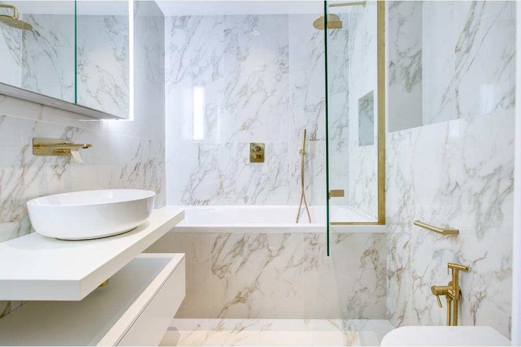Sophisticated 2-Bedroom Flat in Prime South Kensington – Point West, Cromwell Road