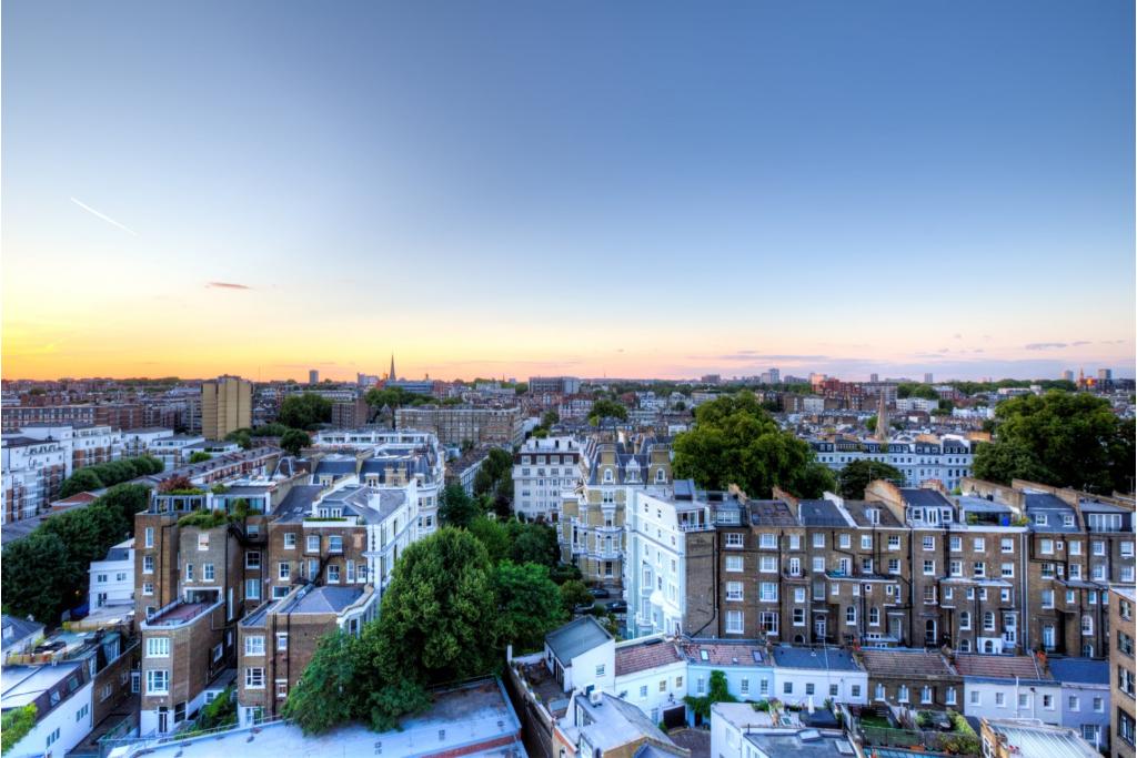Sophisticated 2-Bedroom Flat in Prime South Kensington – Point West, Cromwell Road