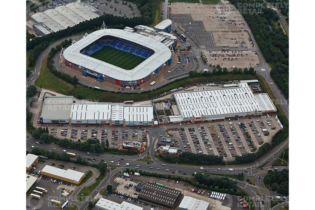 Reading Gate Retail Park – Prime Retail Space in a Thriving Commercial Zone