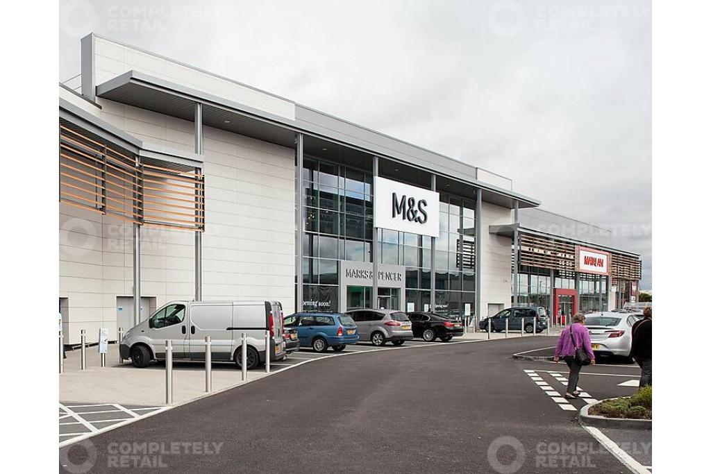 A1 Retail Park – Prime Shopping Destination with National Brands in Biggleswade