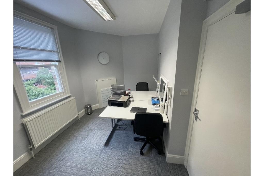 Canberra House Retail and Office Units, St Albans, Hertfordshire