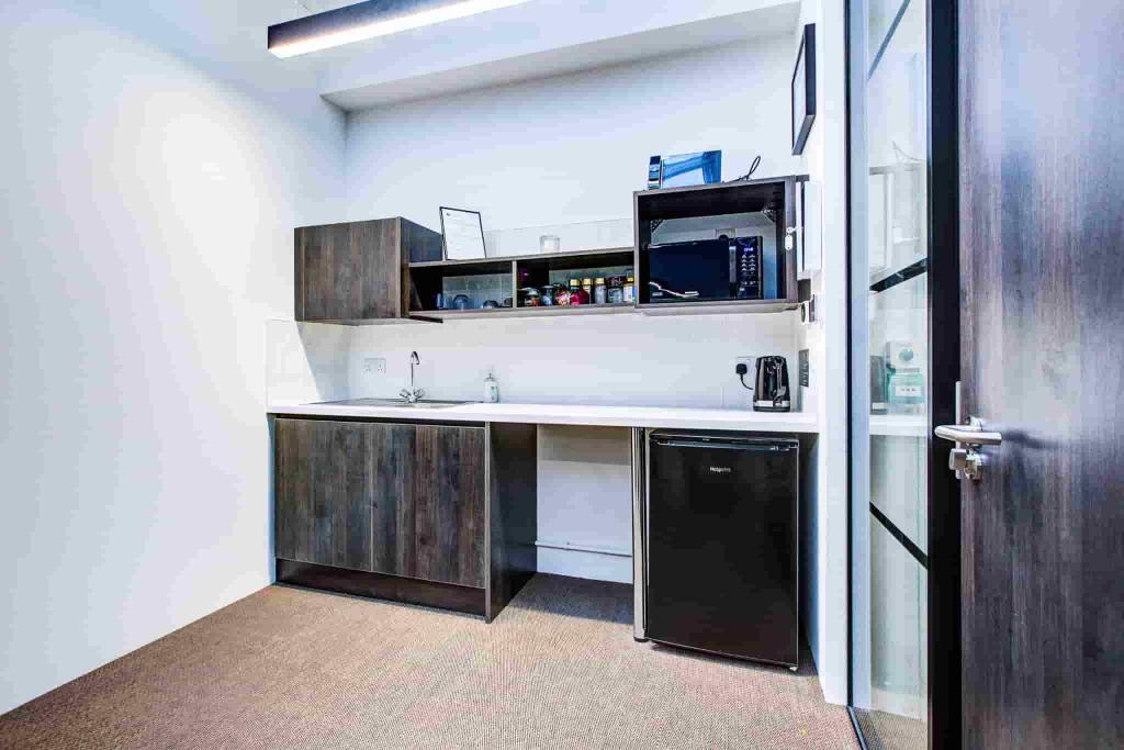 40 London Road Shopfront Retail/Office, St Albans, Hertfordshire