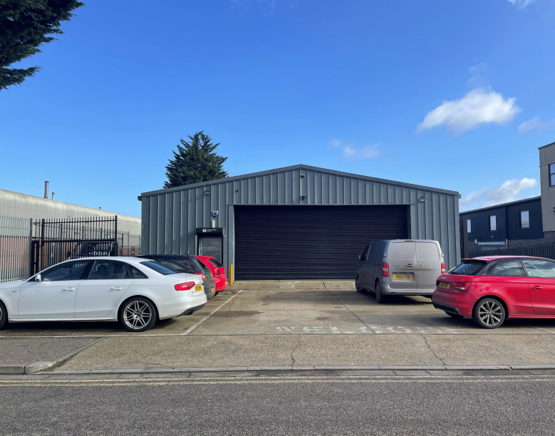 Lyon Way Industrial Service Unit, St Albans, Hertfordshire