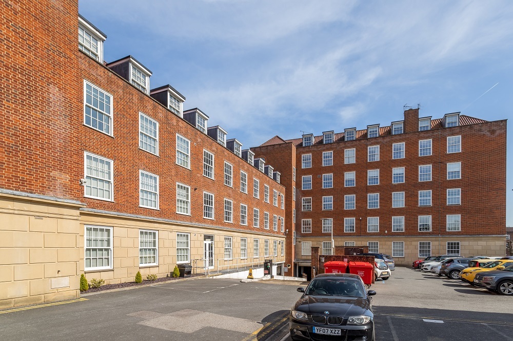 Parkway - Rosanne House Office, Welwyn Garden City, Hertfordshire