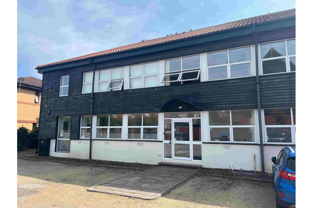 office for rent in 1-4 Place Farm, Wheathampstead, Hertfordshire