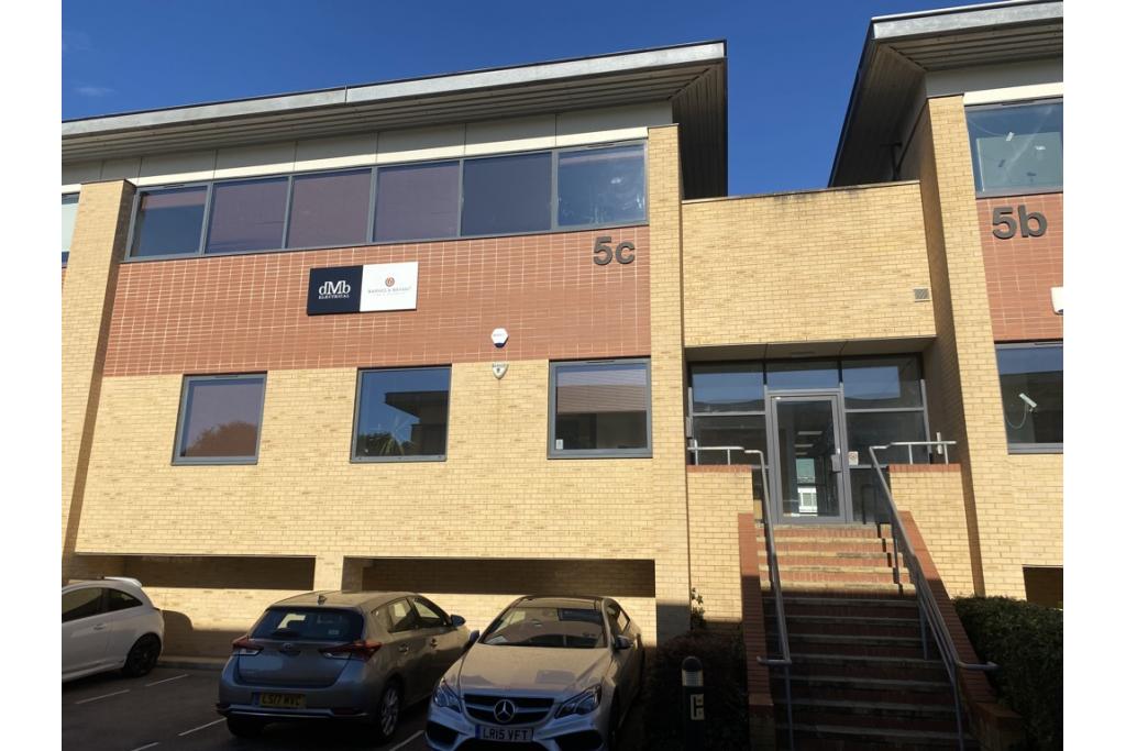 4-6 Porters Wood Office Unit, Cedar Court, St Albans, Hertfordshire