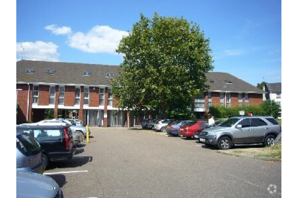 19-25 Salisbury Square Office, Hatfield, Hertfordshire