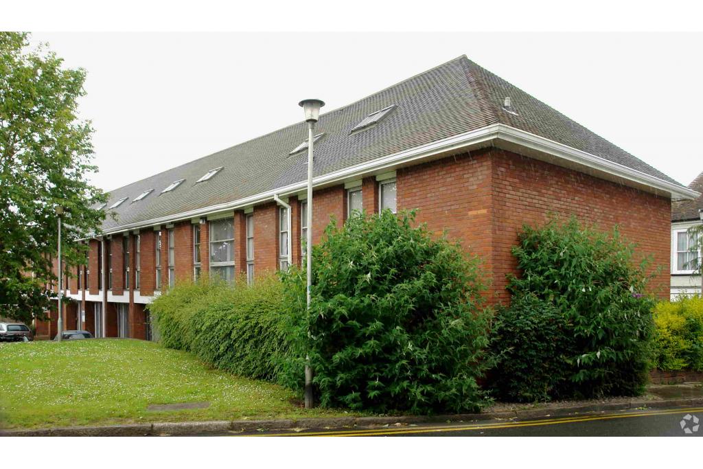19-25 Salisbury Square Office, Hatfield, Hertfordshire
