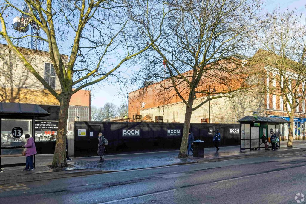 67-69 St. Peters St – Shopfront Retail/Residential, St Albans, Hertfordshire