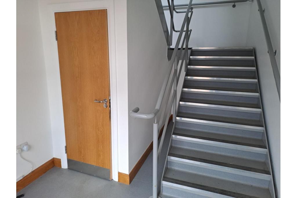 Tewin Court – Chancerygate Business Centre – Industrial Warehouse Unit