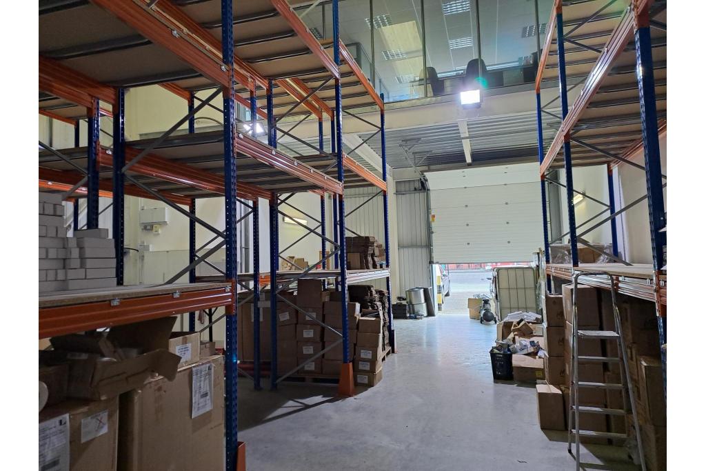 Tewin Court – Chancerygate Business Centre – Industrial Warehouse Unit