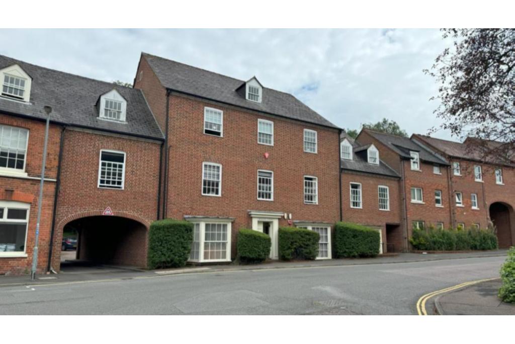17A The Broadway – Bishops Court – Office, Hatfield, Hertfordshire