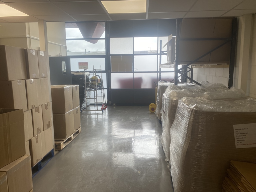 Travellers Close – Warehouse Unit, North Mymms, Hertfordshire