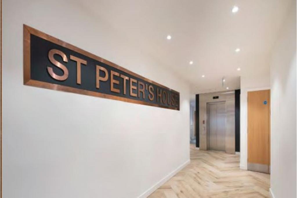 St Peters House, 45–49 Victoria Street, St Albans, Hertfordshire AL1 3WZ v