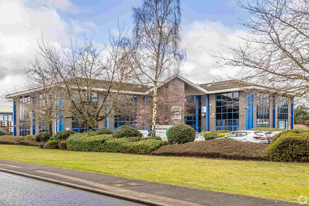 Watchmead, Silver Court, Welwyn Garden City, Hertfordshire AL7 1LT – Office Property