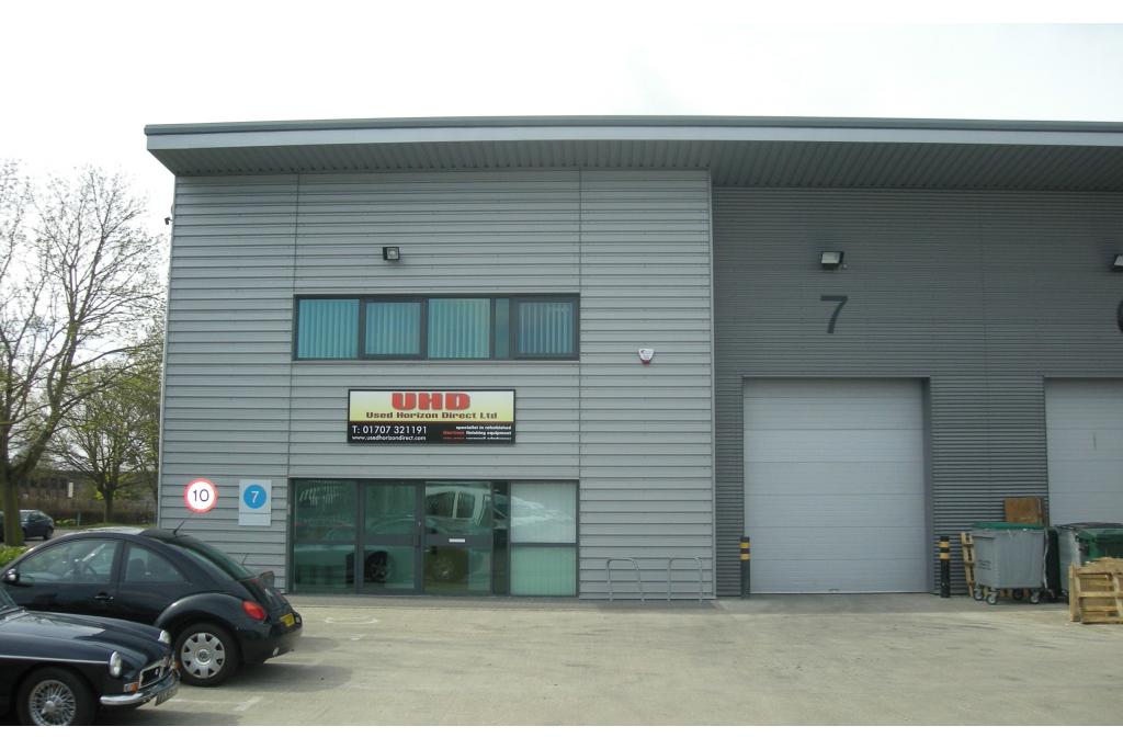 Watchmead, Mallow Park, Welwyn Garden City, Hertfordshire AL7 1GX – Industrial Warehouse Unit