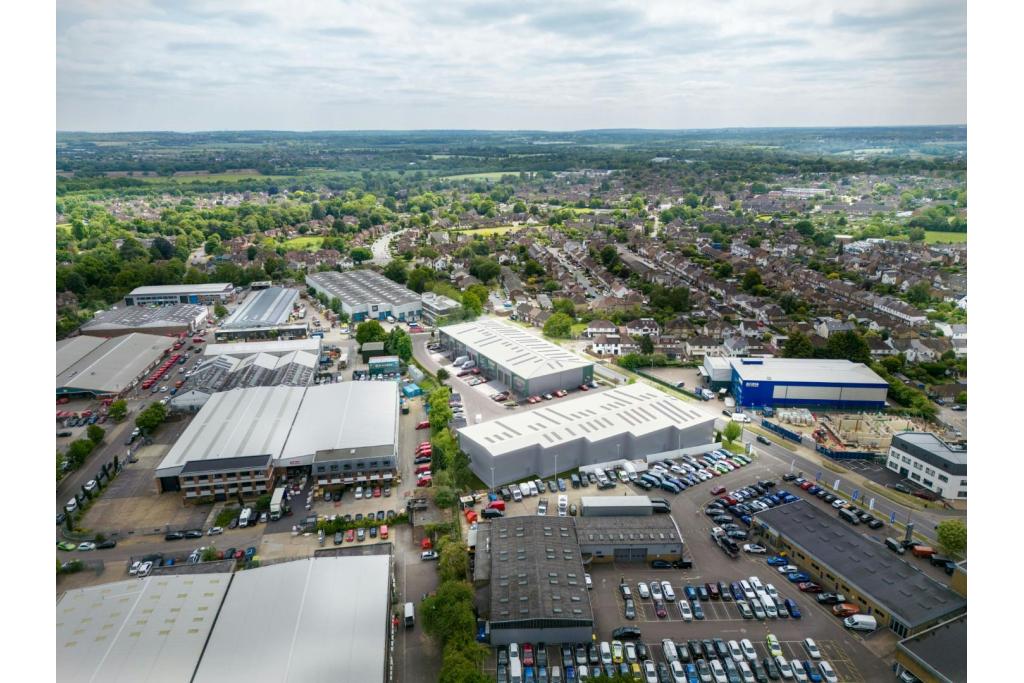 Ashley Rd – St Albans, Hertfordshire AL1 5UG – Warehouse