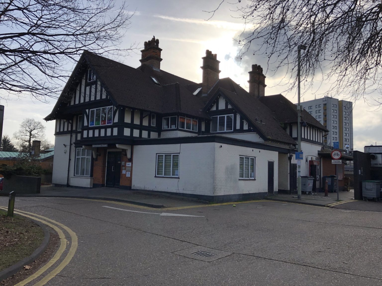 Kennelwood House – Kennelwood Lane, Hatfield, Hertfordshire AL10 0LG – Office Space