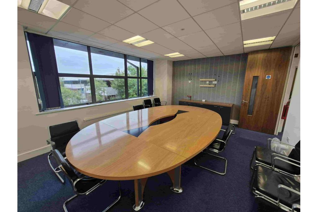 The Courtyard Office Unit – Alban Park, Hatfield Road, St Albans, Hertfordshire AL4 0LA